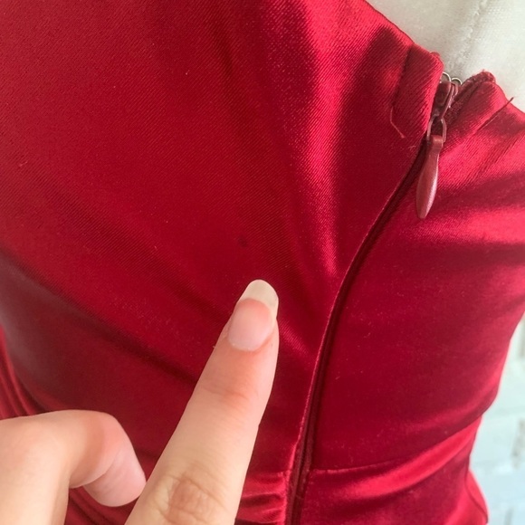 NWT Chloe Dao Red Satin Gathered Bodycon Mini Dress Size Small - Picture 5 of 6